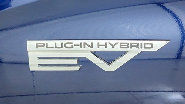 2023 Mitsubishi Outlander PHEV SE